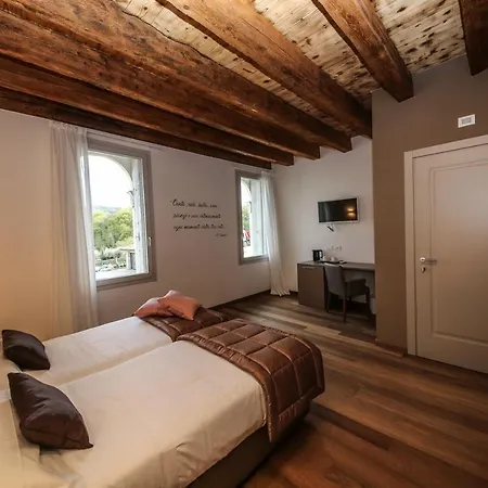 Hotel K-Farm à Malo  Extérieur photo